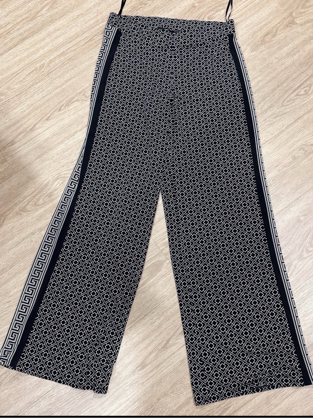 White House black market pants